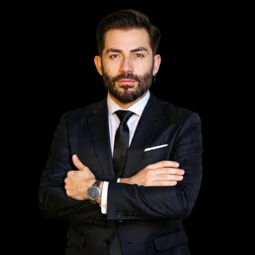 Ali Akduru, celebrity hairstylist and international educator